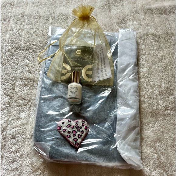 Elizabeth Grant Lot - Peptide Line Eraser / Caviar Eye Pads & Bonus Croco Bag - Picture 2 of 10